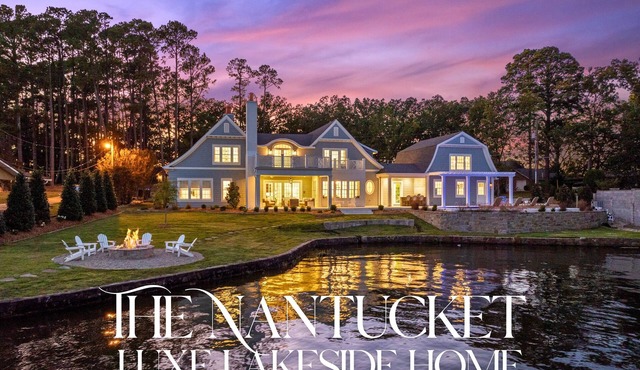 Lakeside Luxury w/Private Heated Pool, Sleeps 15