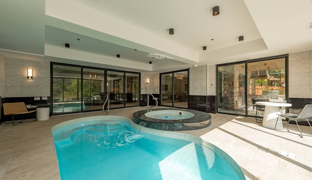 Lakeside Luxury w/Pool, Hot Tub & Views