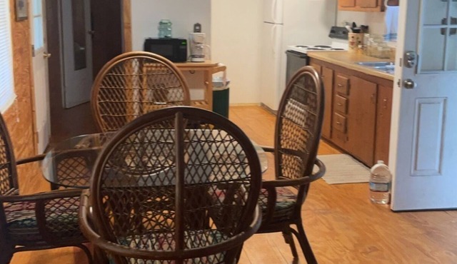 Lakeside mobile home ! 15 mins to plant hatch