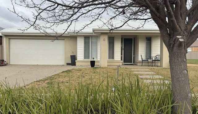 Lakeside Nagambie: 4 BR, 2 BA House in nagambie, Sleeps 8