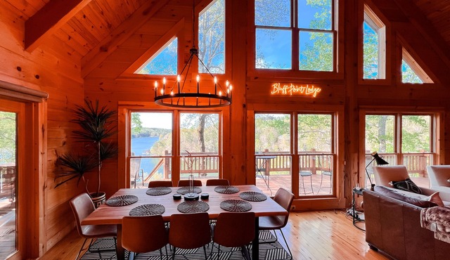 Lakeside Oasis: Contemporary Cabin, Sunset Views