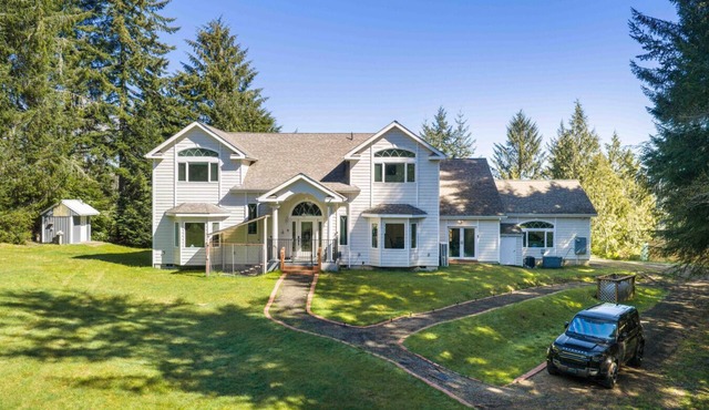 Lakeside Private Compound-Pool+Dock+15 Guests