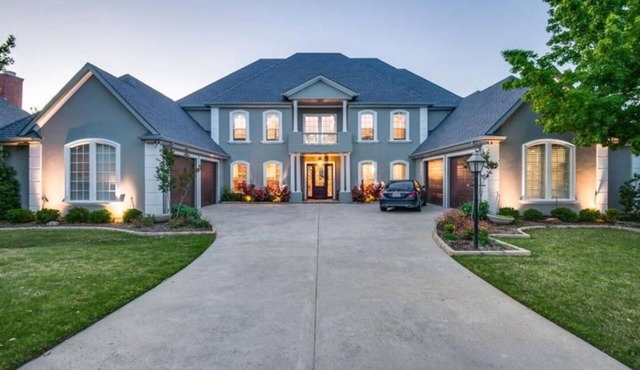 Lakeside Resort nnBeautiful 5-bedroom house with AC in tranquil Highland Village