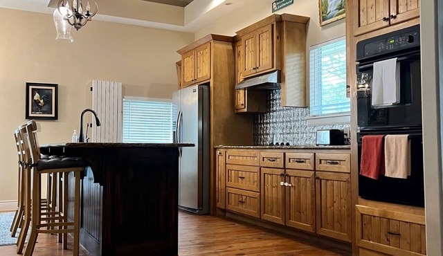 Lakeside Retreat by Lake Conroe