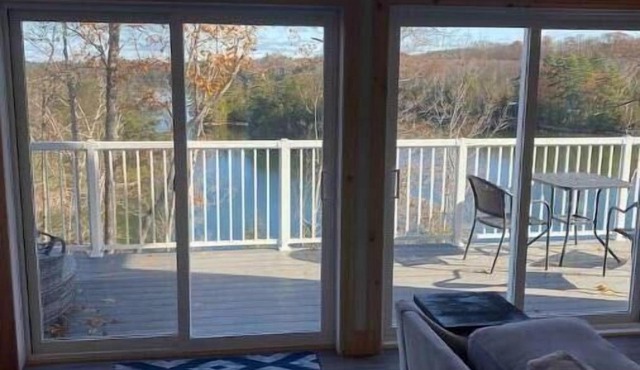 Lakeside Retreat