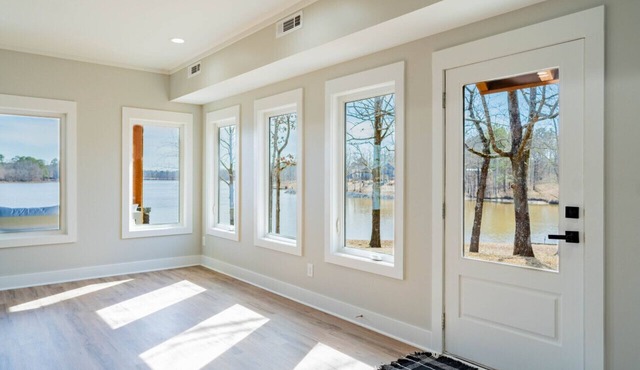 Lakeside Retreat/Cedar Bluff Weiss Lake Sleeps 18