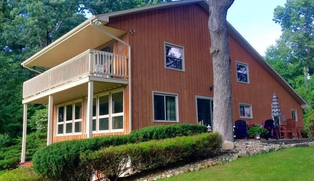 Lakeside retreat near Notre Dame