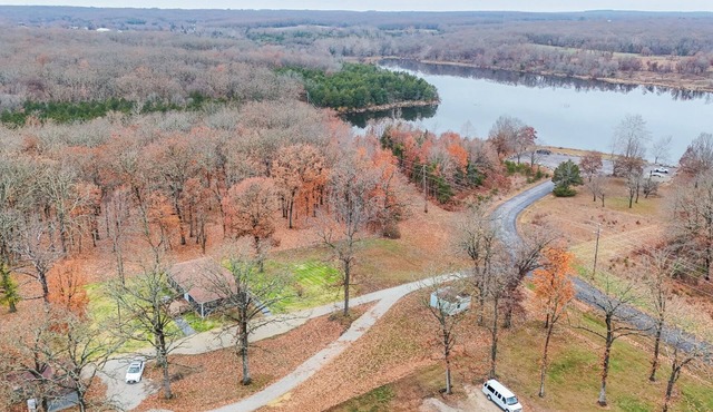Lakeside Retreat next to Conservation Area