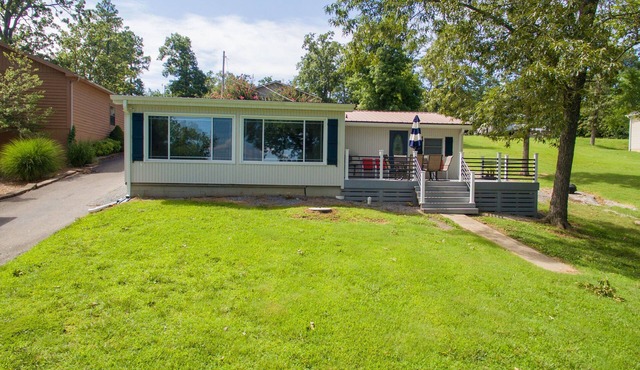 Lakeside Retreat at Kentucky Lake