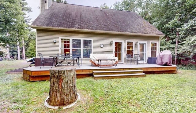 Lakeside Retreat