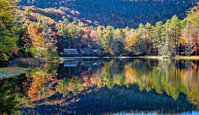 Lakeside Serenity, Lakeside Serenity
