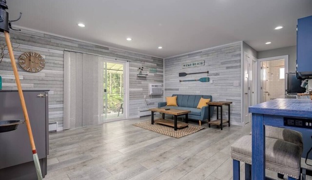 Lakeside Serenity: 1BD Villa with Private Deck