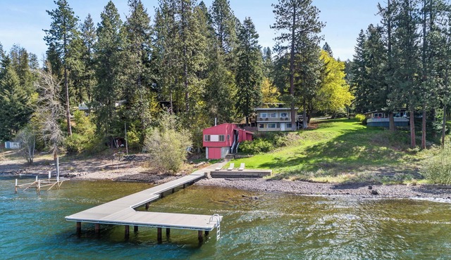 Lakeside Serenity | Retro Cabin | Great Dock | Private Suite