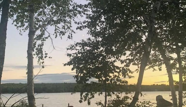 Lakeside Serenity: Your Private Waterfront Escape