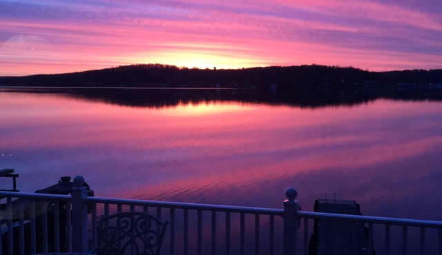 Lakeside Style and Luxury