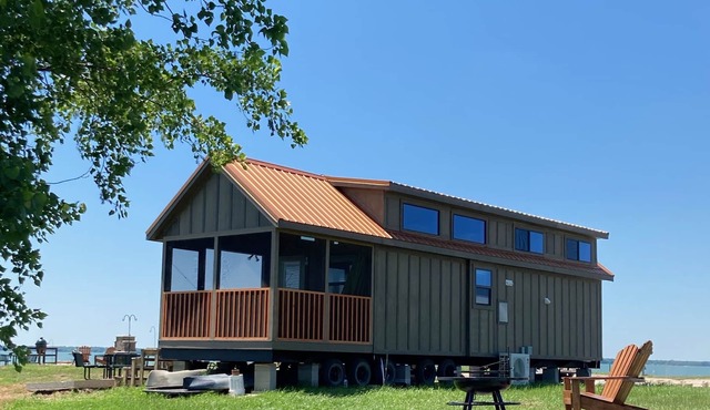 Lakeside Tiny Home 108