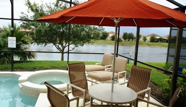 Lakeside Villa - Highend Luxury & Elegance near Disney w/South Facing Pool/Spa