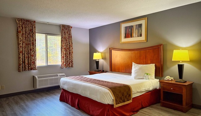 Laketree Inn And Suites Marion