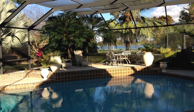 Lakeview 3 BR Villa with large private pool nestled into Florida's nature