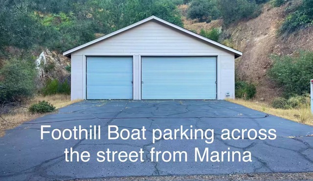 Lakeview 7BR Two Houses w/Game Rooms, Stunning Views - Perfect for Families!