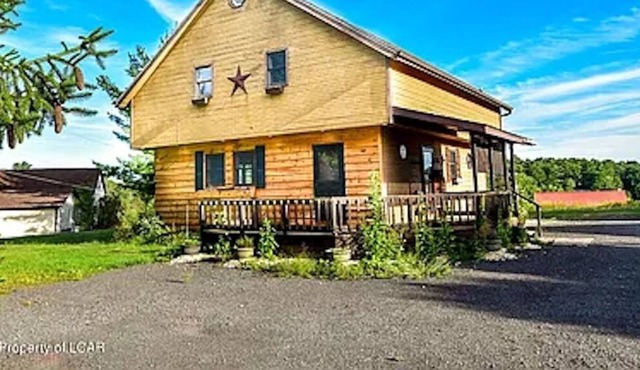 Lakeview Cabin of Lake Ag-mar sleeps 15 w/ Hot Tub