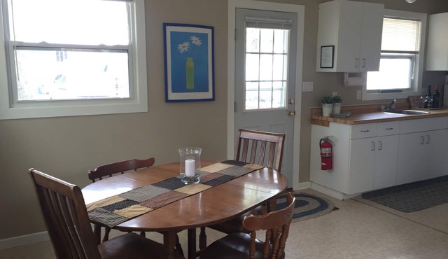Lakeview Cottage on Private Beach on Lake Huron