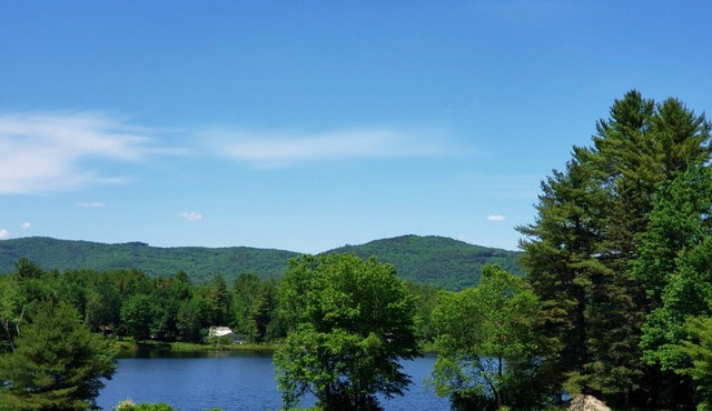 Lakeview cottage on Mirror Lake Cottage #4