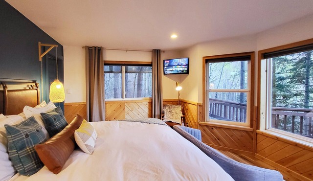 Lakeview Cottage under the Canopy