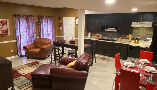 Lakeview Exec Suite near Atlanta Motor Speedway