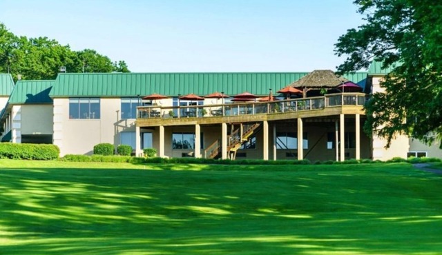 Lakeview Golf Resort: Studio w Pool, BBQ & Spa