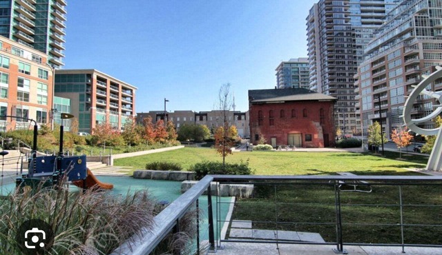 Lakeview High Rise 2 beds + Indoor Parking