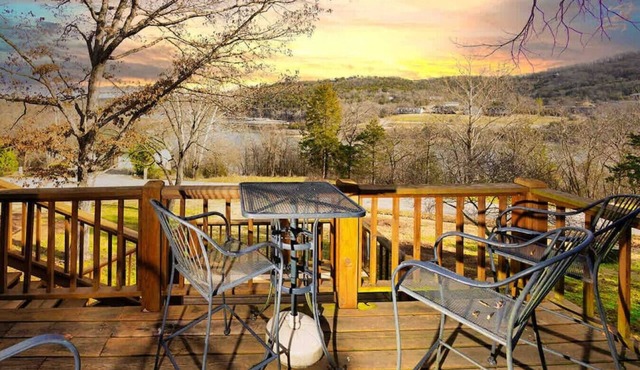Lakeview Latitude at Table Rock Lake