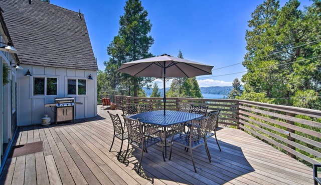 ‘Lakeview Lodge’ Fit for Groups < 1 Mile to Lake!