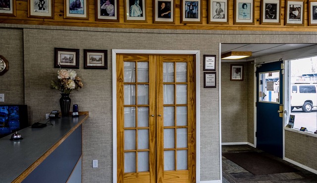 Lakeview Lodge Motel