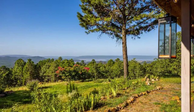 Lakeview Lodge - Sardis Lake, OK
