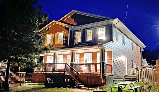 Lakeview Luxury at "The Lookout"