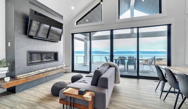 Lakeview Luxury Extended Stay - Unbelievable 360 views of Bear Lake - Quiet Stay