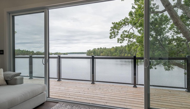 Lakeview Luxury Stoney Lake