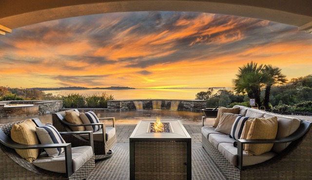 Lakeview Luxury: Pool—Spa—Fire Pit + 7BR Villa