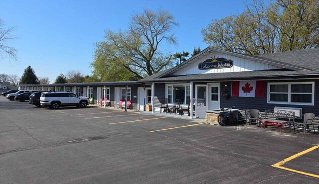Lakeview Motel