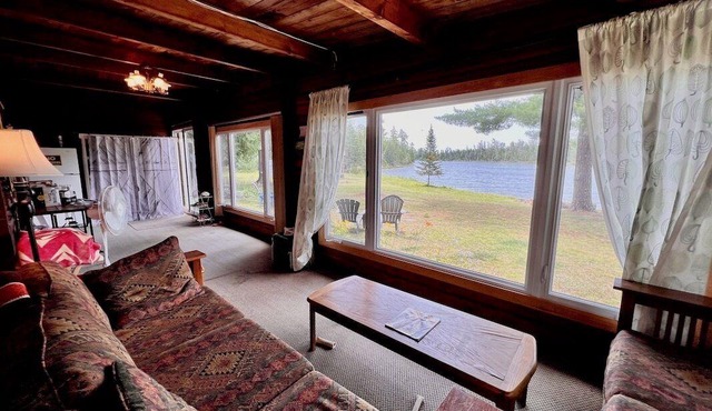 Lakeview Retreat by Four Mile Lake