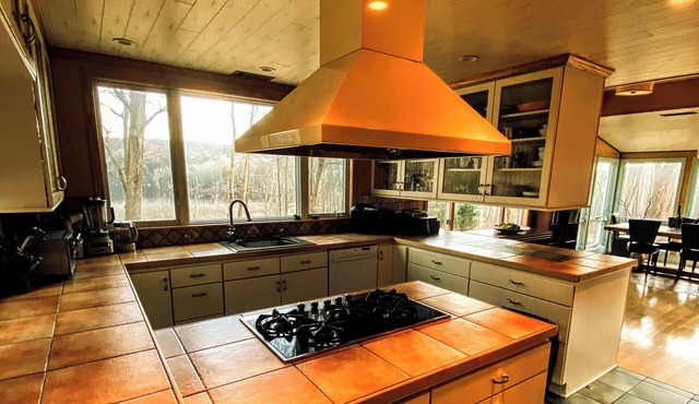 LAKEVIEW RETREAT CARMEL, NY