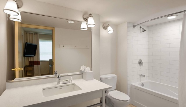 Lakeview Signature, Trademark Collection by Wyndham