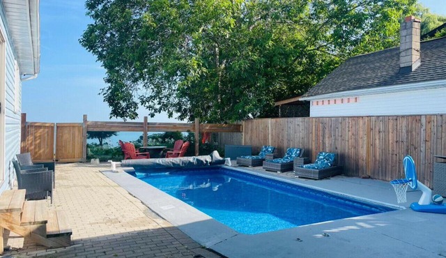 Lakeview Villa Retreat