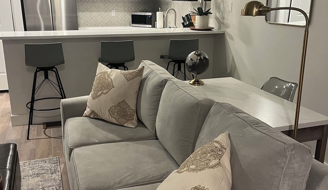 Lakewood-Golden Condo