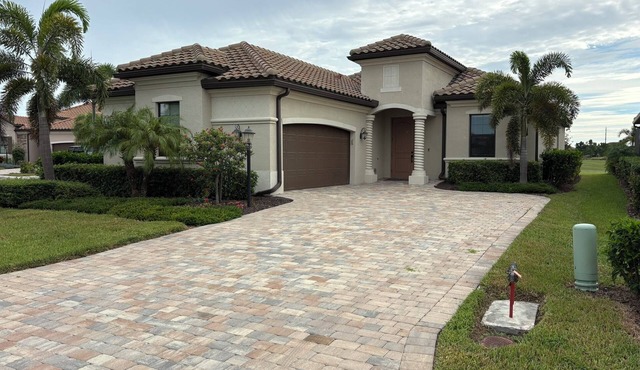 Lakewood National Golf Club - Tennis - Pickleball - Resort Pool - Tiki Bar