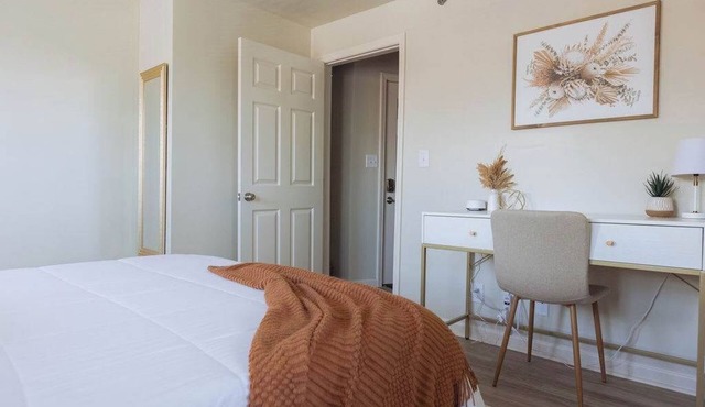 Lamont 5 1Bed Pet-Friendly Apt