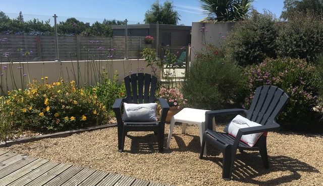 LAN01 House with heated pool, near the beaches of Abers