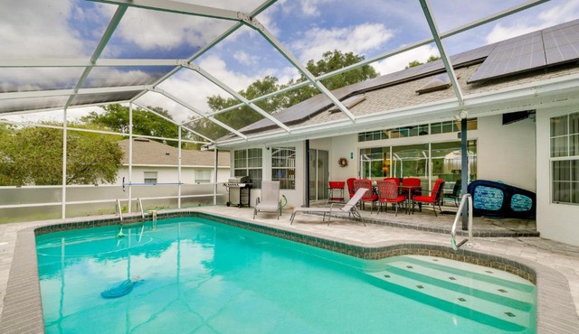Lanai and Grill Sunny Home Near Rainbow Springs!