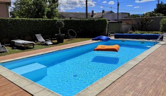 Lananas, Maison Avec Piscine